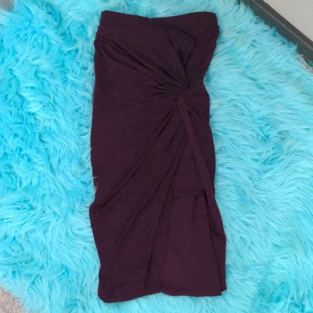Purple mid length short skirt
